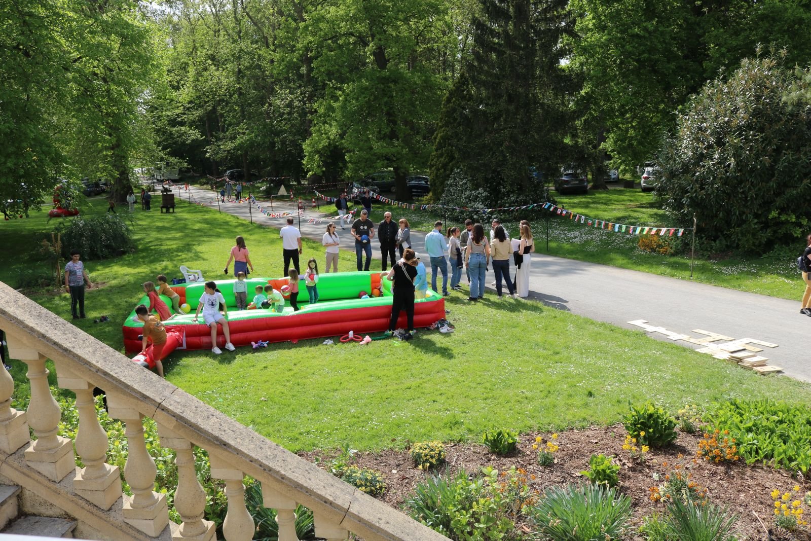 Vue du parc du Domaine du Mont Rouge
